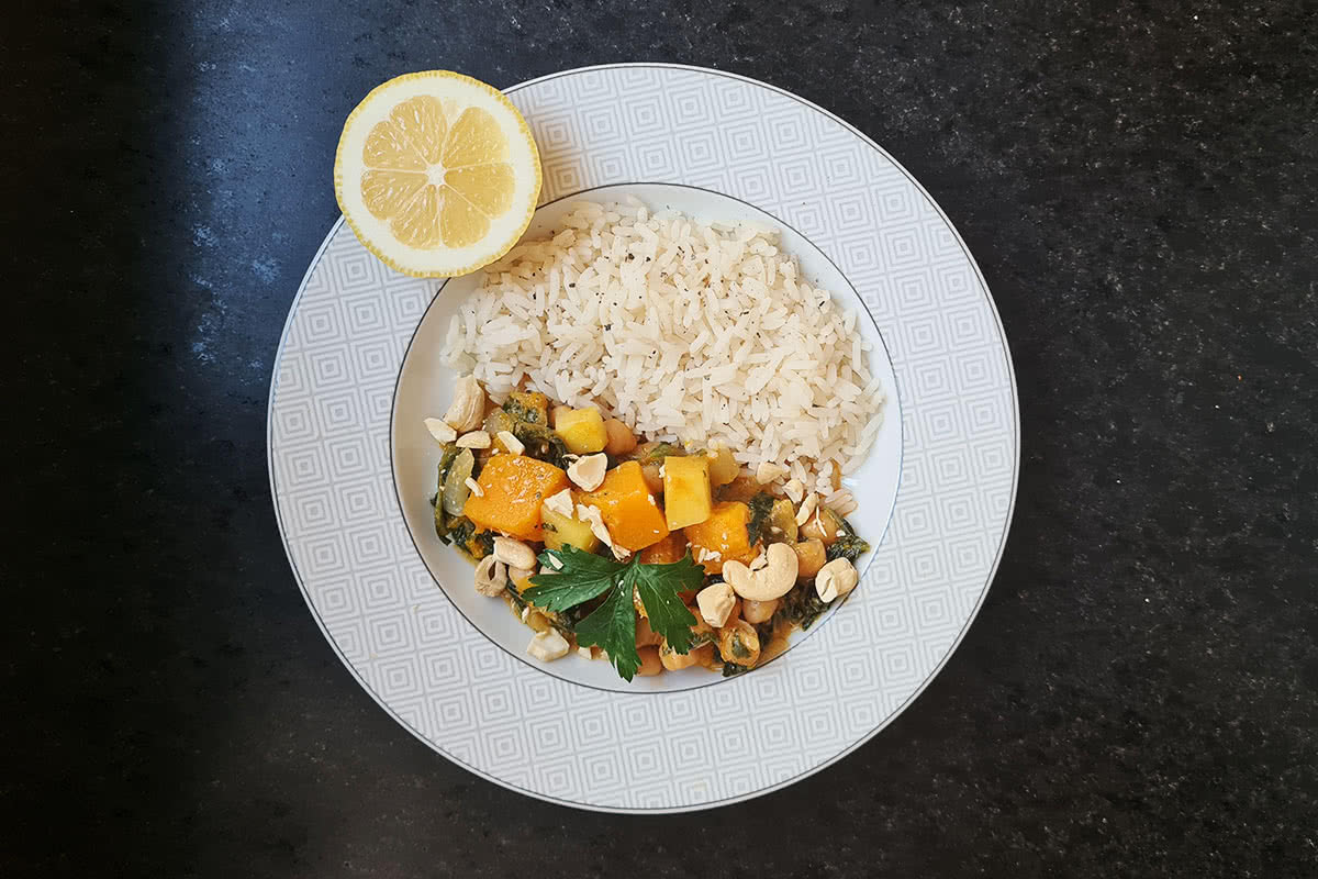 Veganes Kokos-Curry mit Kürbis